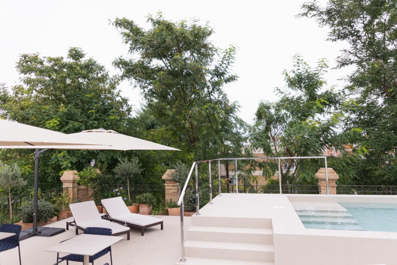 Cavalta Boutique Hotel - Small Luxuy Hotels Севиля Екстериор снимка