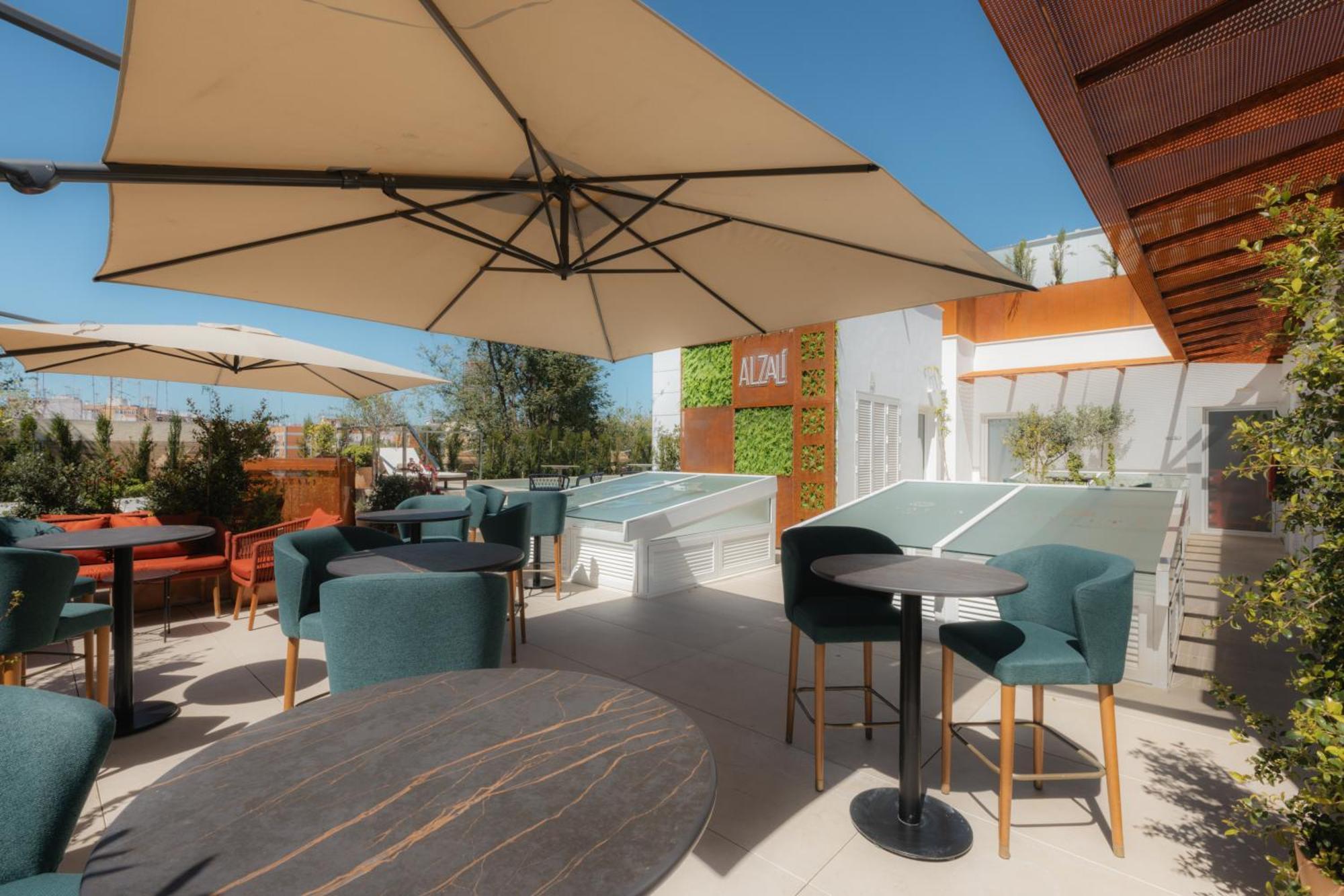 Cavalta Boutique Hotel - Small Luxuy Hotels Севиля Екстериор снимка